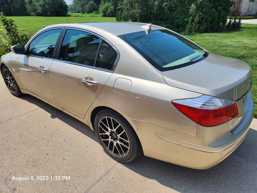 2010 Hyundai Genesis 3.8